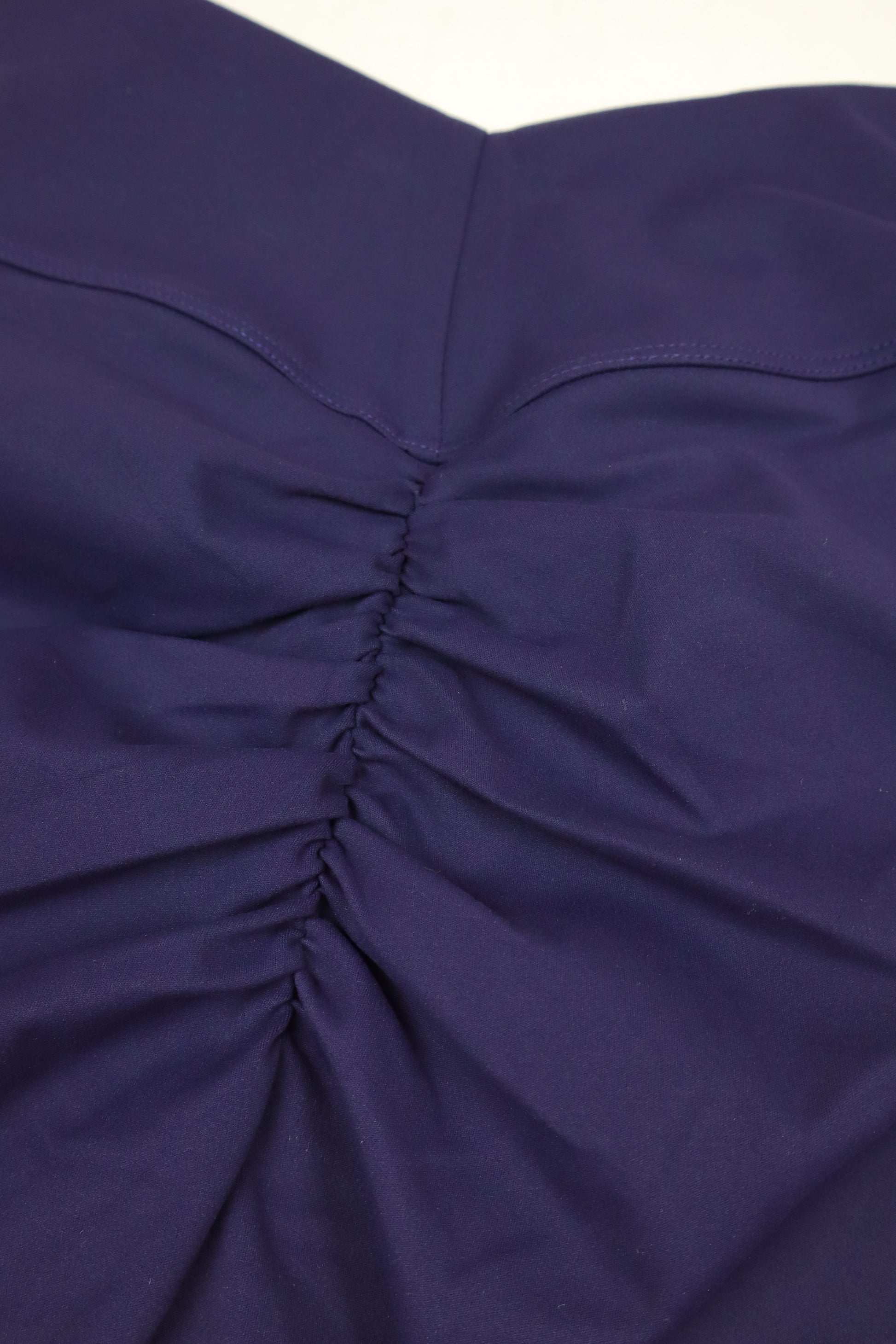 V-waist and scrunch butt shorts for gym