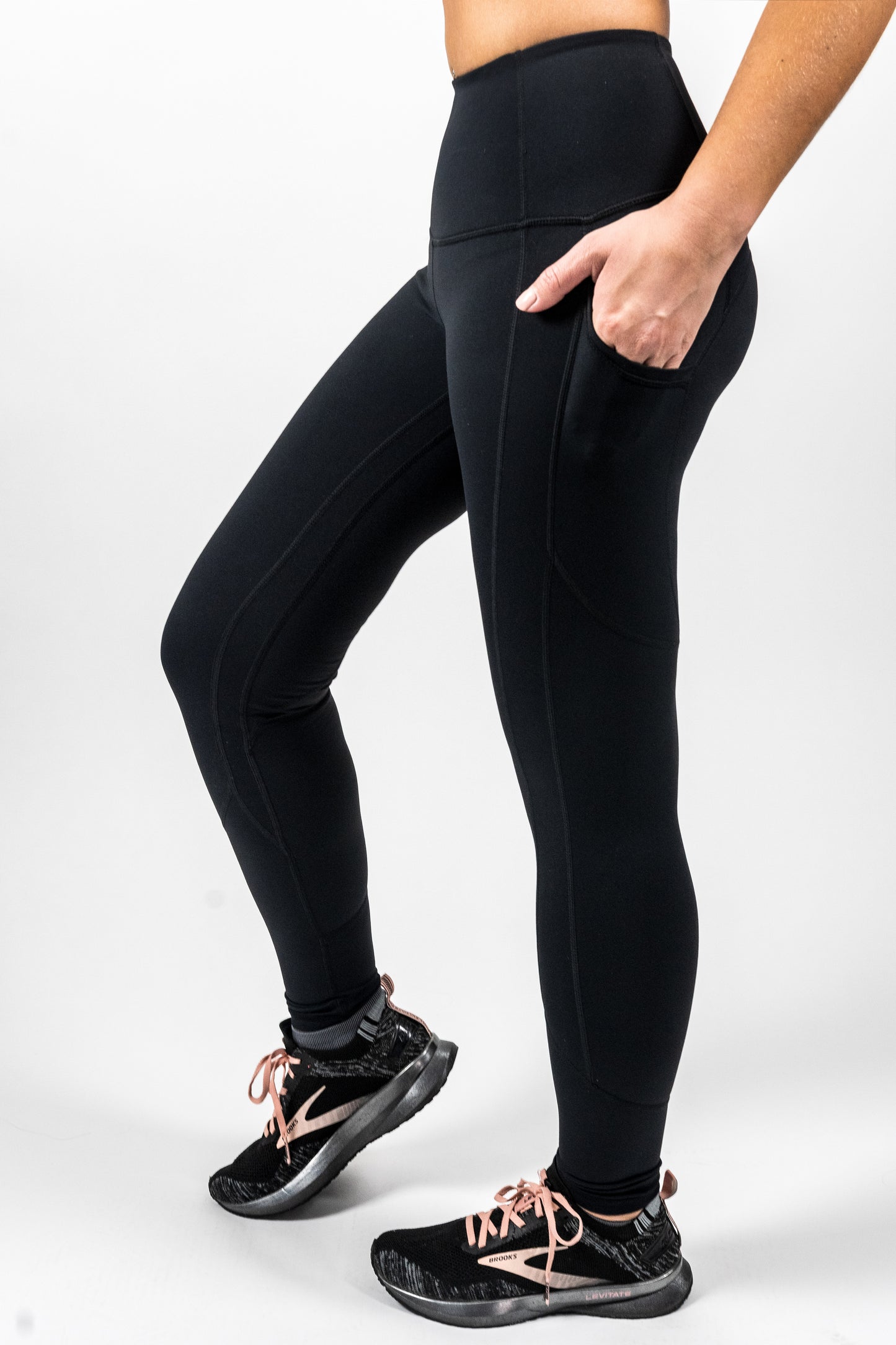 Best fitting comfortable athletic women's leggings